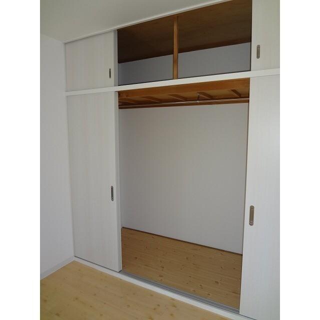 レジデンス堀川（305） 収納