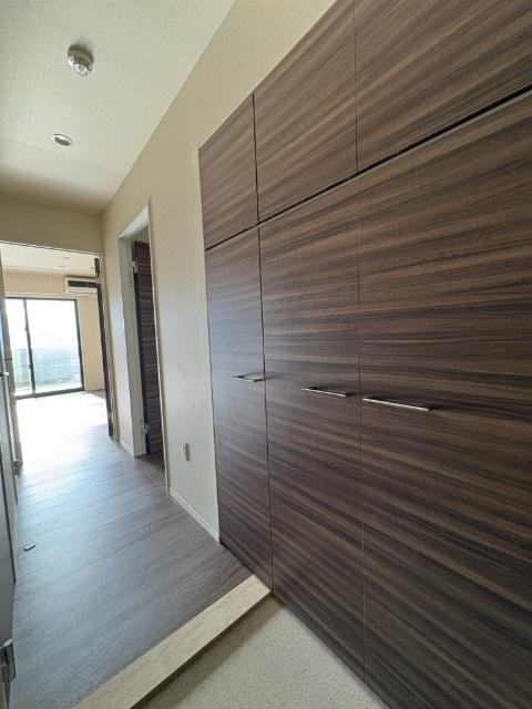 ファーストレーベン大手町ANNEX（801） 玄関