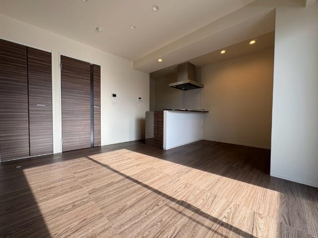 ファーストレーベン大手町ANNEX（801） リビング