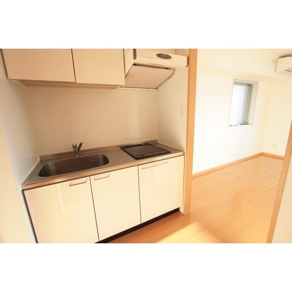 ファーストレーベン新富町（702） キッチン