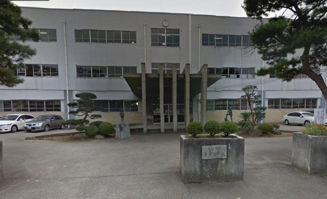 富山市立岩瀬中学校：2890m