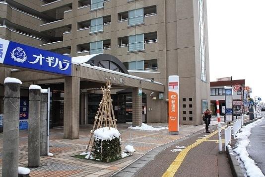 富山今泉郵便局：801m