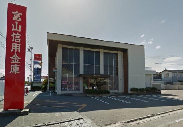 富山信用金庫赤江支店：512m