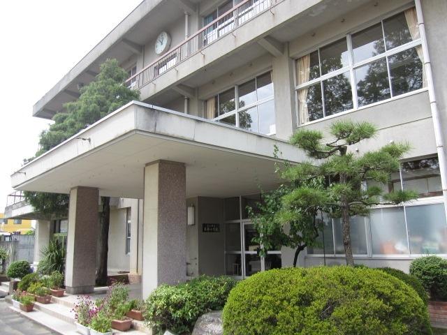 富山市立東部小学校：1268m