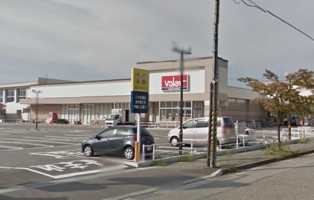 バロー清水町店：731m