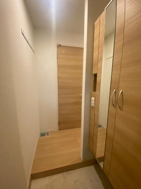 グランドコート堤町（105） 玄関