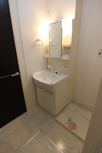 ララ（102） 部屋画像