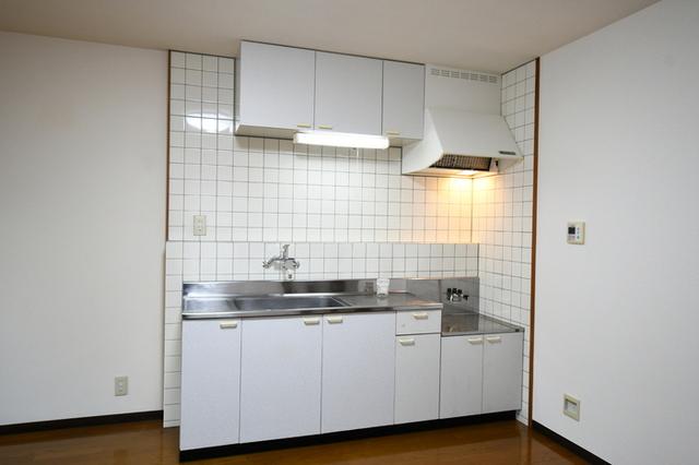 ファミーユ布瀬（205） 部屋画像