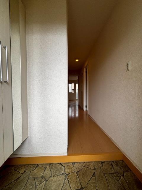 リビングタウン松若町　A棟（105） 玄関