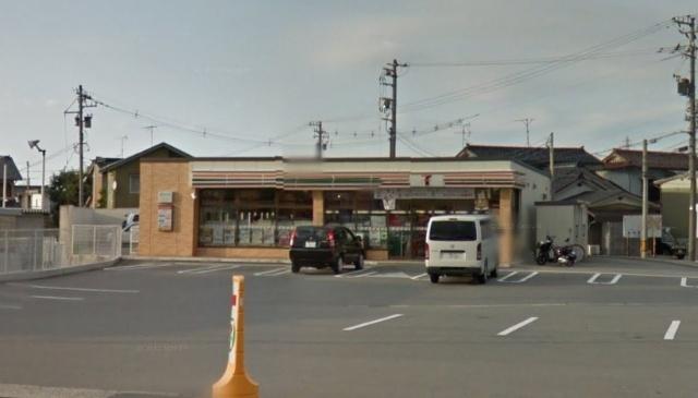 セブンイレブン富山中川原店：262m