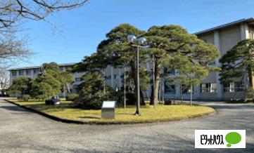 富山県立富山高校：1962m