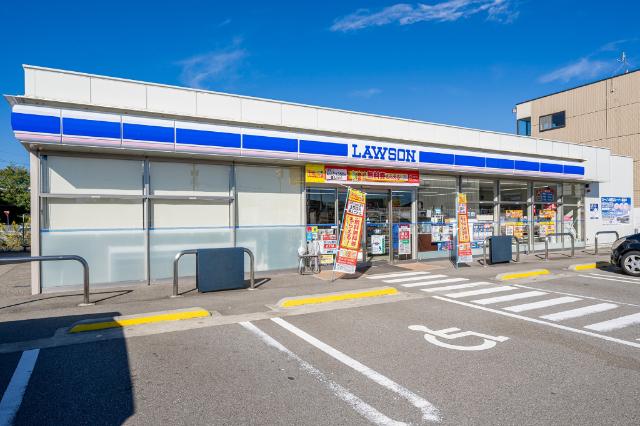 ローソン富山萩原店：808m