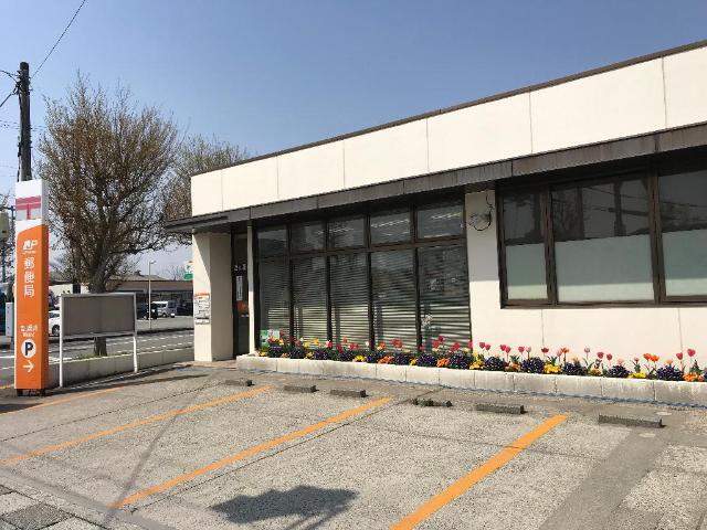 富山黒崎郵便局：568m