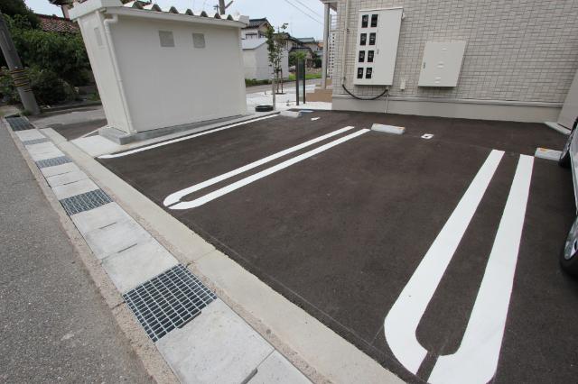 D-room千原崎（201） 駐車場