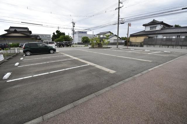 D-room萩原（206） 駐車場