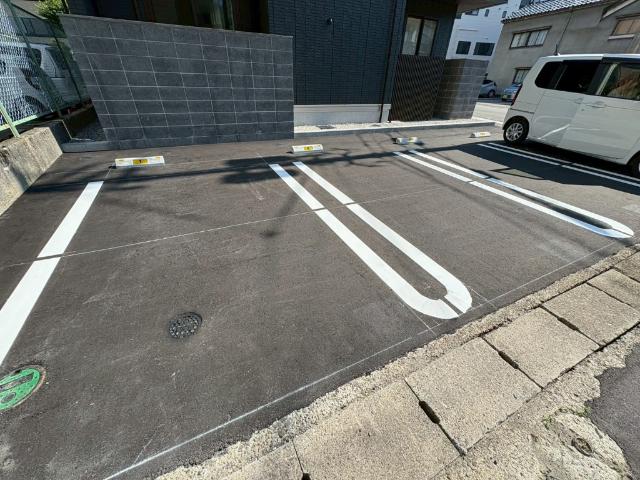 ドエル25（101） 駐車場