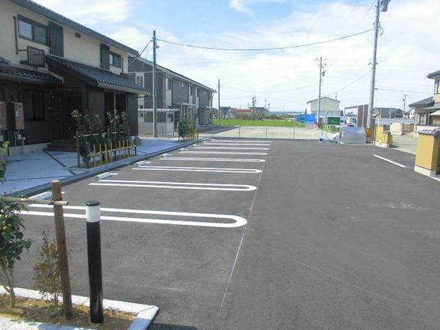 リヴェールふなはし（103） 駐車場