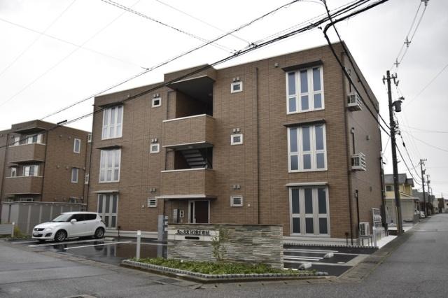 アズ・アールヴォリ町村（303） 外観
