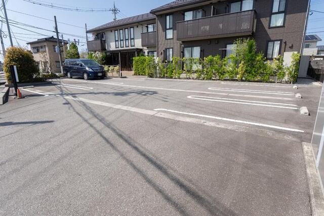 Gran marks(グランマークス）（105） 駐車場