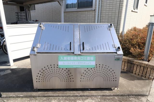 メゾン ドレッセ（302） 物件画像
