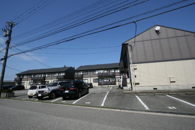 セジュール上冨居　A（205） 駐車場