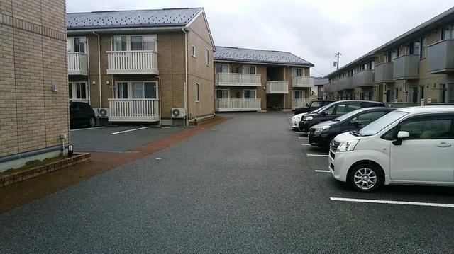 アグリーブル　C（103） 駐車場