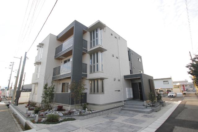 ルミナス掛尾町（103） 外観