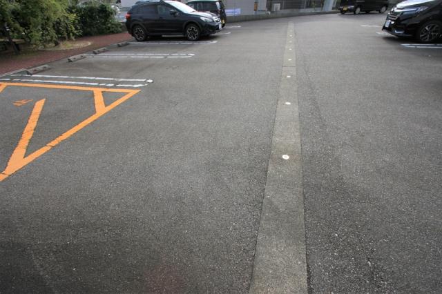 カーサフェリス（A102） 駐車場