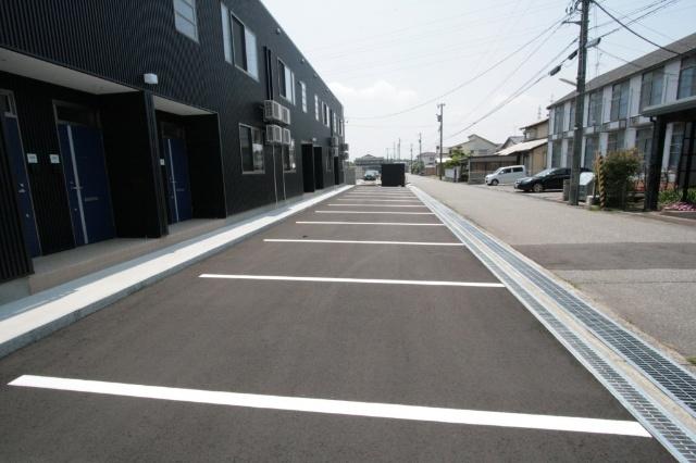 Lin　A棟（201） 駐車場