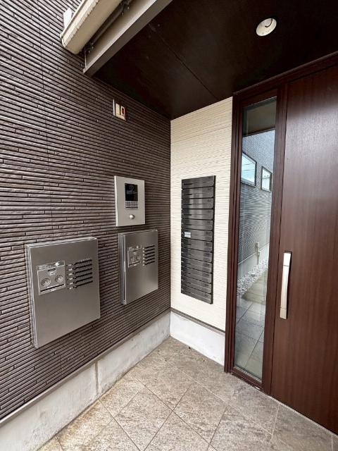 LIBERTE山室（107） エントランス