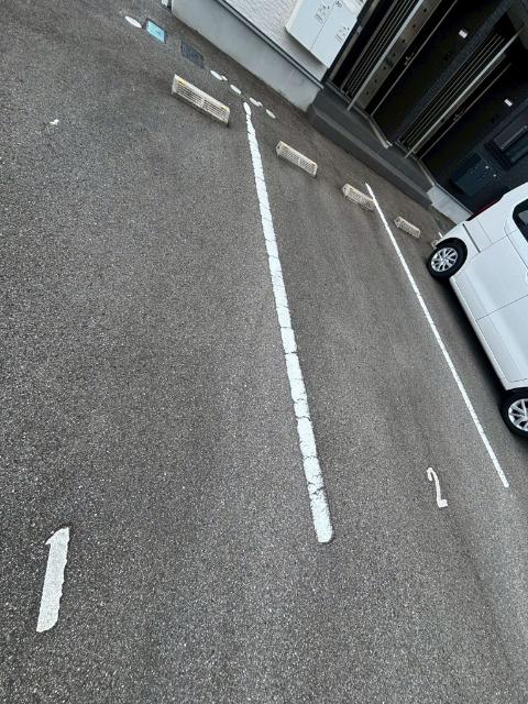 ルマーク（202） 駐車場