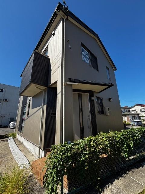 大泉駅より徒歩20分 築22年2ヶ月 2階建の賃貸物件