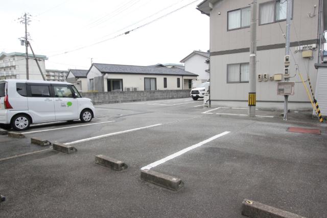 ファイン針原（1） 駐車場