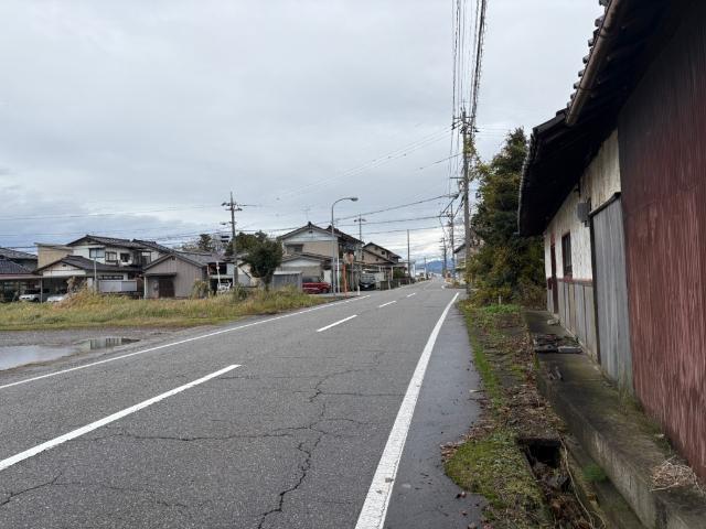 横内売地（古家有） 土地画像