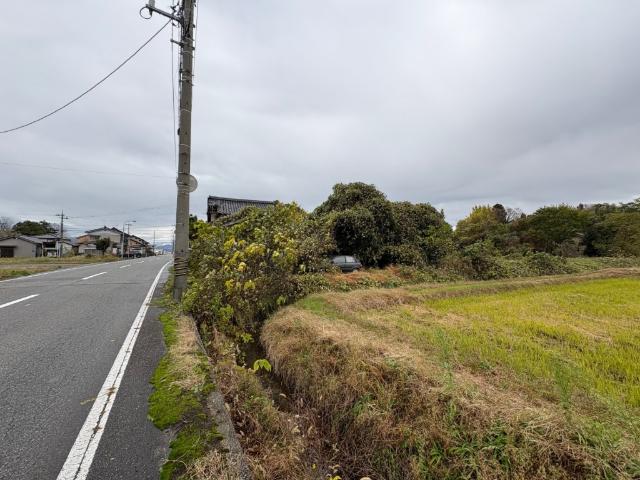 横内売地（古家有） 土地画像