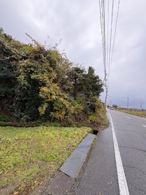 横内売地（古家有） 土地画像