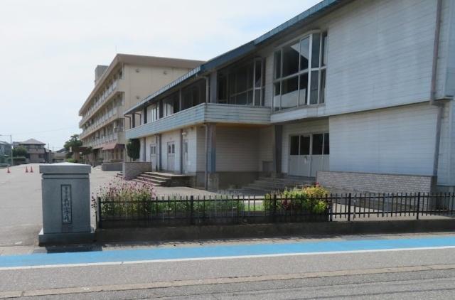 富山市立呉羽小学校