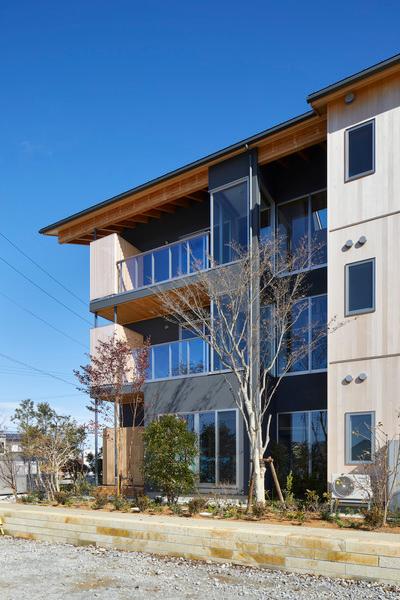 ＴＩＭＢＥＲＥＤ　ＴＥＲＲＡＣＥ（302） 外観