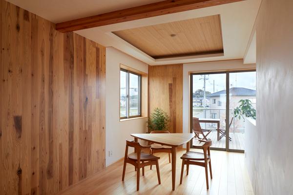 ＴＩＭＢＥＲＥＤ　ＴＥＲＲＡＣＥ（201） リビング
