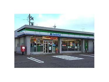 ファミリーマート野々市扇が丘店：377m