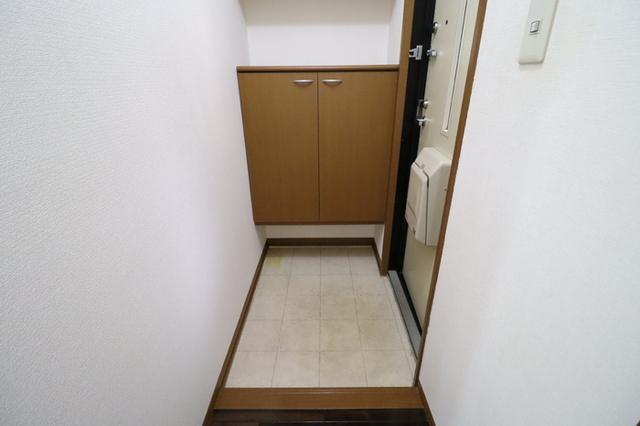 セジュールＶＡＮ（105） 玄関