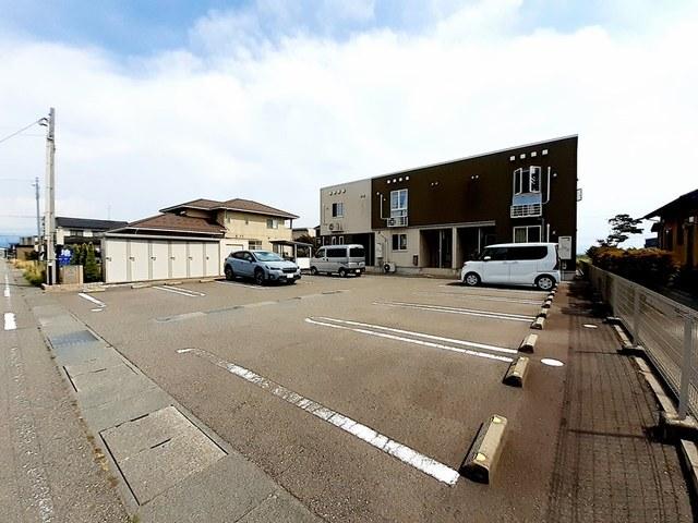 アンジュ（103） 駐車場