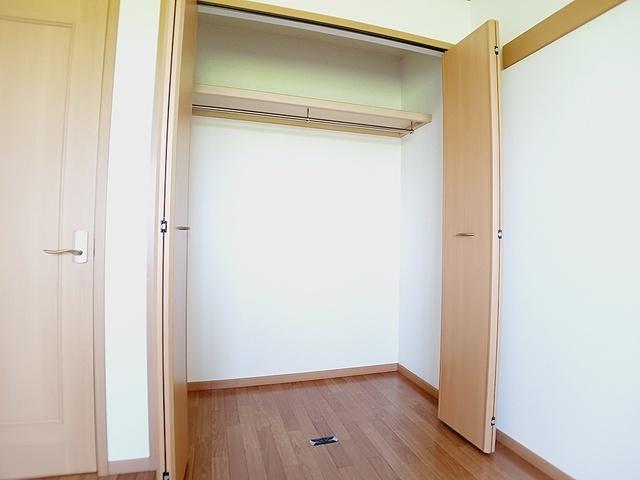 プラードⅡ（202） 収納