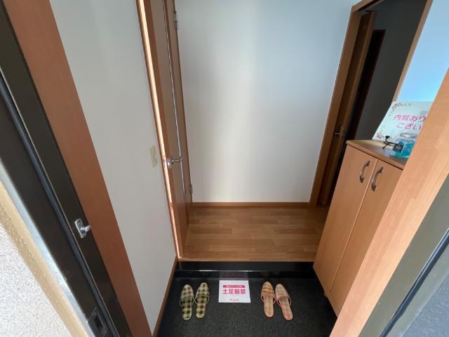 アクアス今江 玄関
