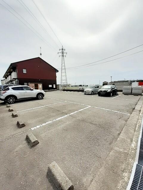 アンシャンテ（204） 駐車場