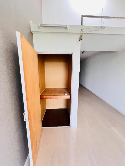 小松市矢崎町アパート 収納