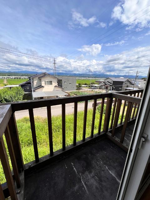 小松市矢崎町アパート バルコニー