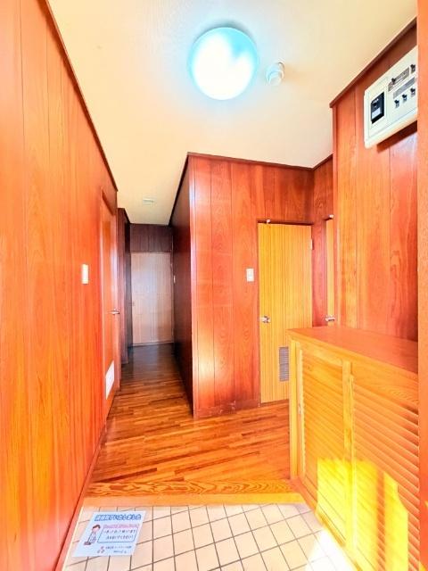 Ａｓｈｉビル（402） 玄関