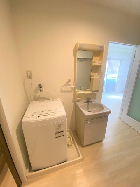 アマンダハイル（102） 洗面