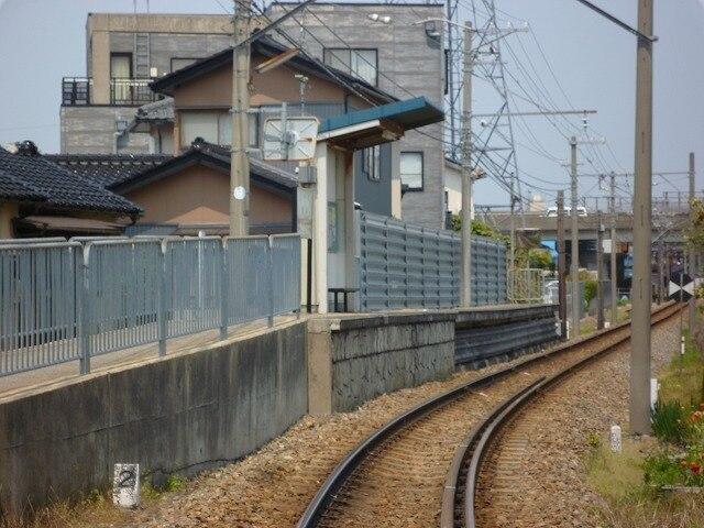 北鉄浅野川線磯部駅：600m